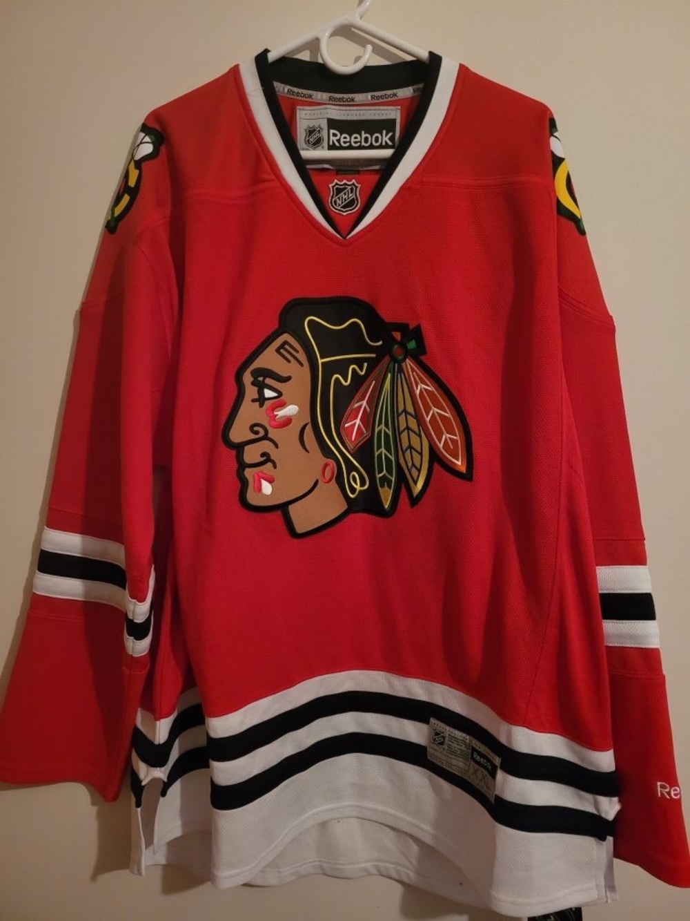 Reebok Men’s Red Chicago Blackhawks NHL Hockey Jersey. NWT" Deadstock